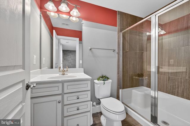 8909 ENGLEWOOD FARMS DR, Manassas, VA 20112