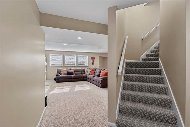 7715 W 144 Terrace, Overland Park, KS 66223