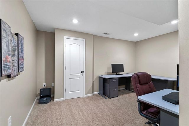 7715 W 144 Terrace, Overland Park, KS 66223