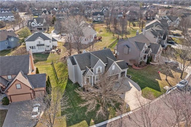 7715 W 144 Terrace, Overland Park, KS 66223