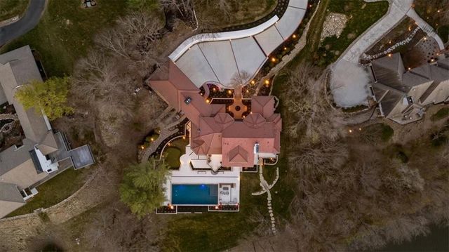 17040 S Highland Ridge Drive, Loch Lloyd, MO 64012