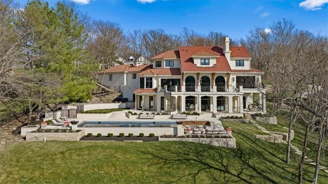 17040 S Highland Ridge Drive, Loch Lloyd, MO 64012