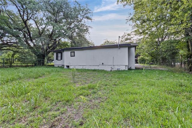 275 Bishop Phillips Avenue, Mobile, AL 36608