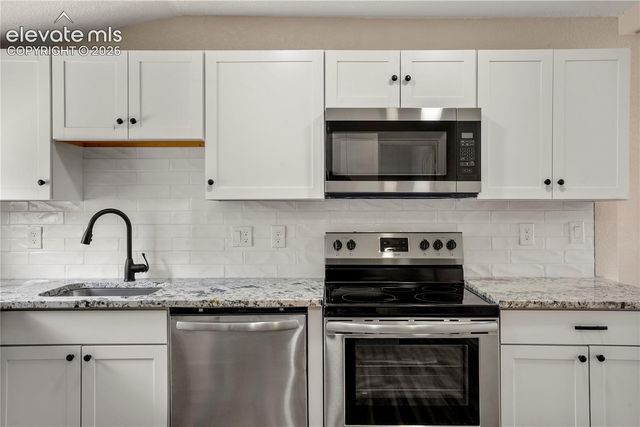 22 W Mill Street, Colorado Springs, CO 80903