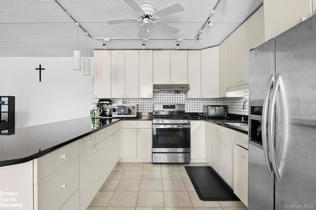 13624 Maple Avenue 3D, Flushing, NY 11355