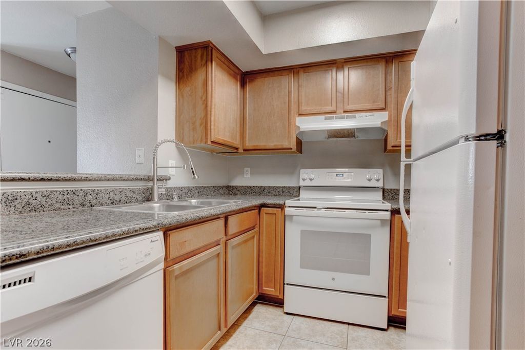 Image 11 of property listing at 1455 East Katie Avenue C21, Las Vegas, NV 89119