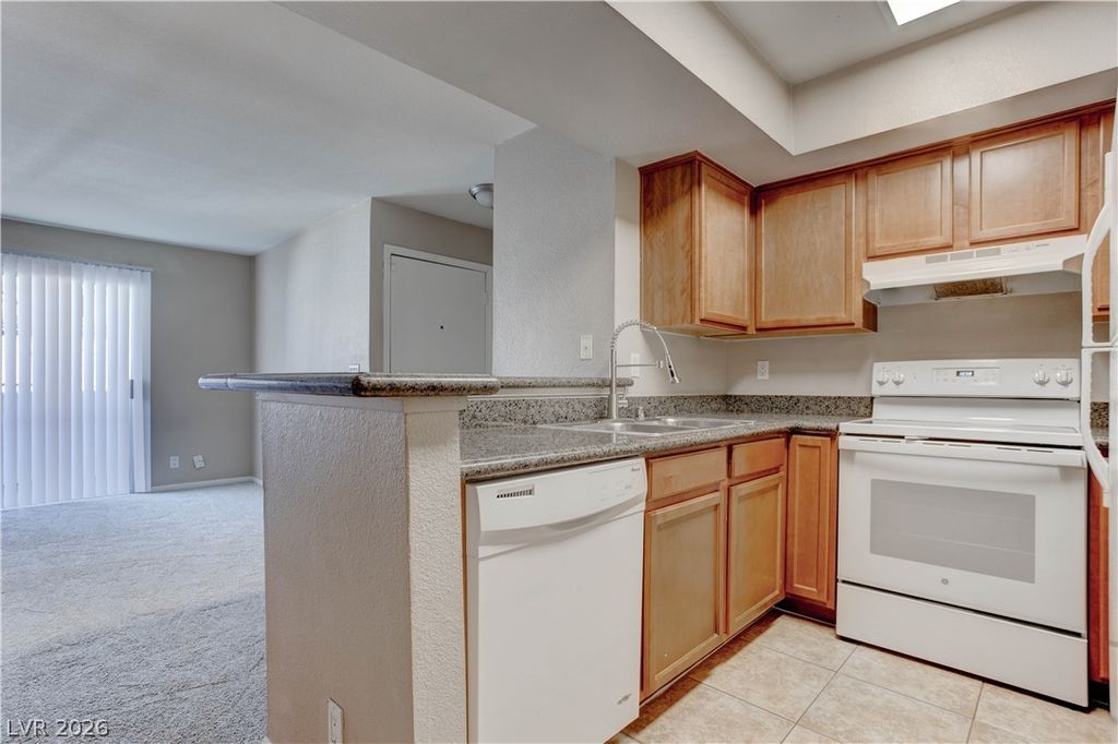 Image 12 of property listing at 1455 East Katie Avenue C21, Las Vegas, NV 89119