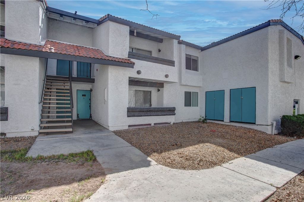 Image 2 of property listing at 1455 East Katie Avenue C21, Las Vegas, NV 89119