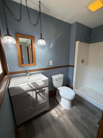 21 N Atwood Avenue, Janesville, WI 53548