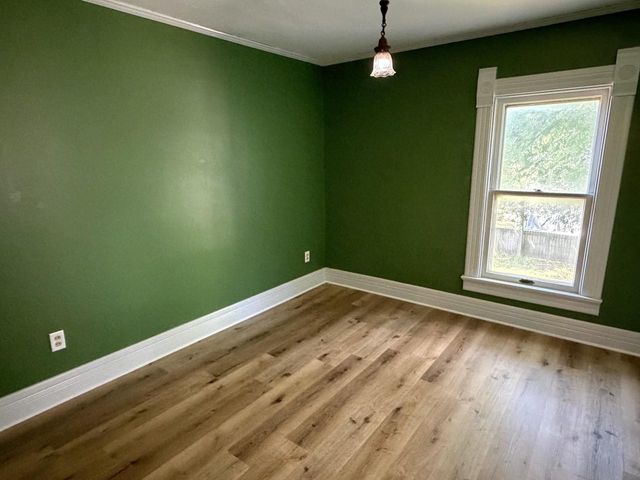 21 N Atwood Avenue, Janesville, WI 53548