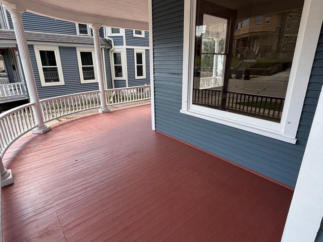 21 N Atwood Avenue, Janesville, WI 53548