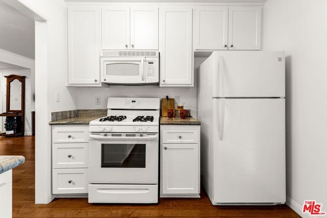 922 14th Sreet 111, Santa Monica, CA 90403