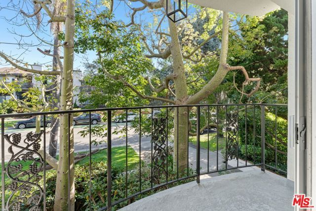 922 14th Sreet 111, Santa Monica, CA 90403