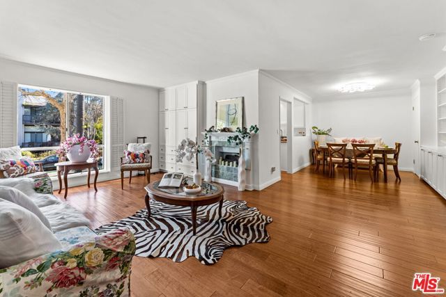 922 14th Sreet 111, Santa Monica, CA 90403