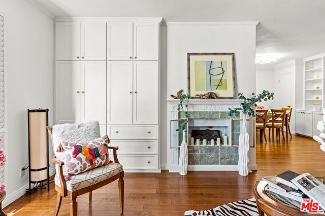 922 14th Sreet 111, Santa Monica, CA 90403