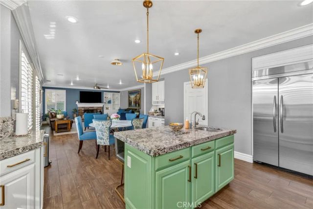 605 Jocelyn Shelby Way, Corona, CA 92881