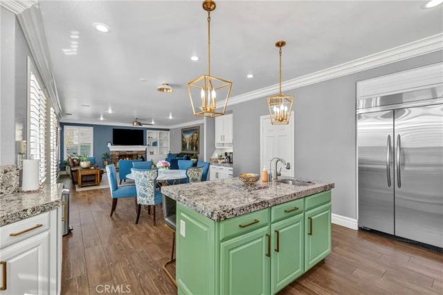 605 Jocelyn Shelby Way, Corona, CA 92881