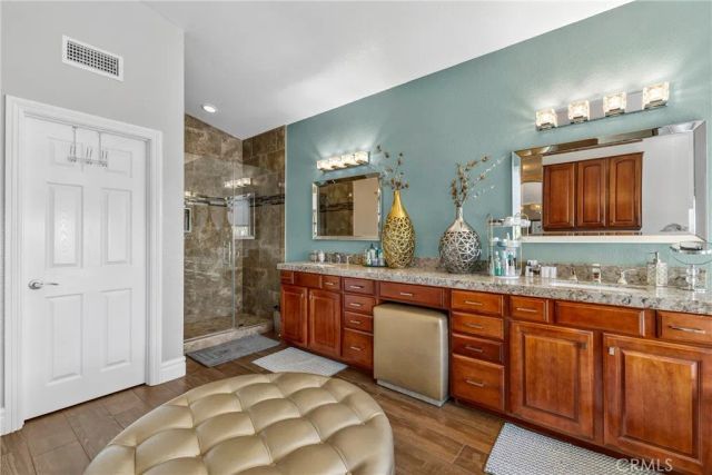 605 Jocelyn Shelby Way, Corona, CA 92881