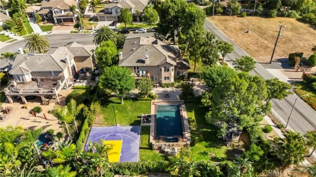 605 Jocelyn Shelby Way, Corona, CA 92881