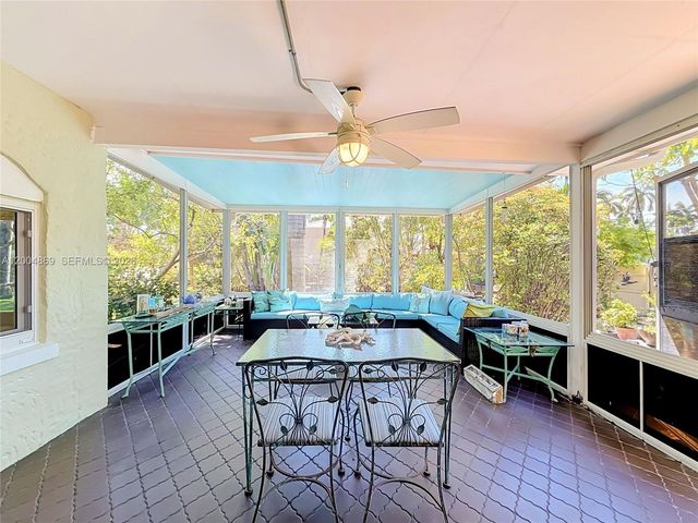1029 Harrison Street, Hollywood, FL 33019