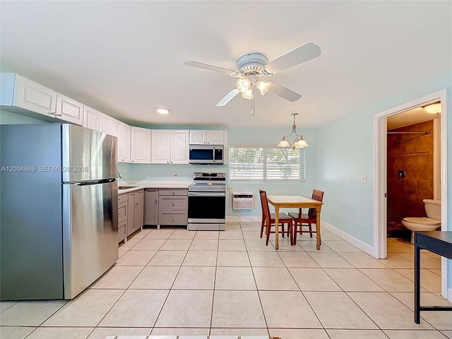 1029 Harrison Street, Hollywood, FL 33019