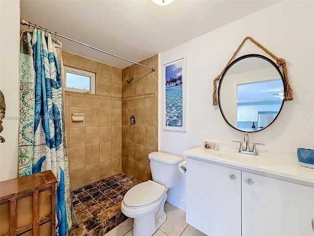1029 Harrison Street, Hollywood, FL 33019