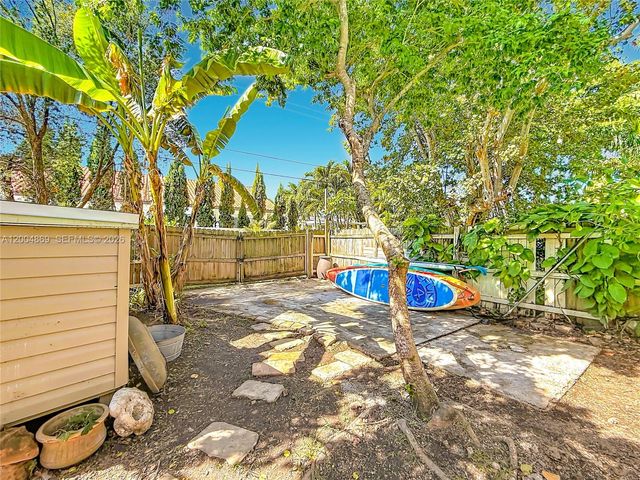 1029 Harrison Street, Hollywood, FL 33019