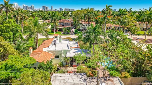 1029 Harrison Street, Hollywood, FL 33019