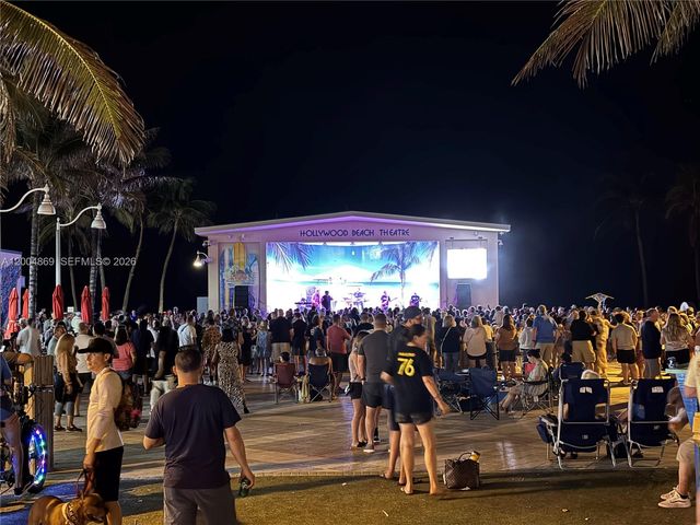 1029 Harrison Street, Hollywood, FL 33019