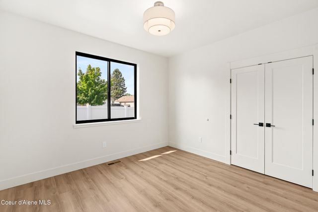 3223 N Van Winkle ST, Post Falls, ID 83854