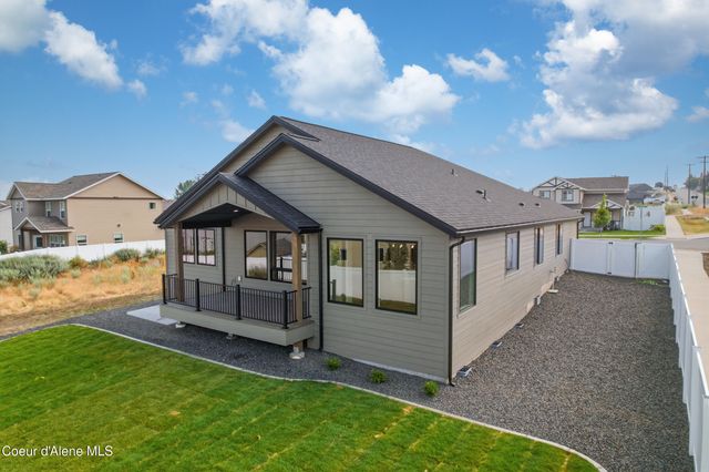 3223 N Van Winkle ST, Post Falls, ID 83854
