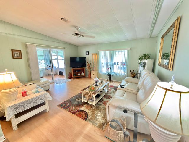 8204 W Bitterbush Lane, Port St. Lucie, Port St Lucie, FL 34952