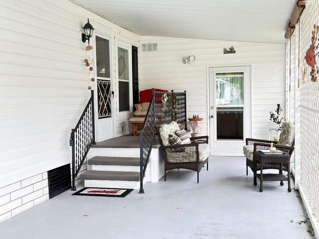 8204 W Bitterbush Lane, Port St. Lucie, Port St Lucie, FL 34952