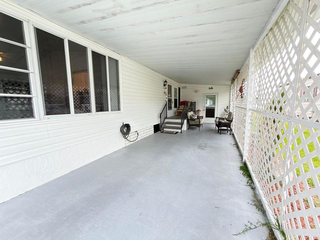 8204 W Bitterbush Lane, Port St. Lucie, Port St Lucie, FL 34952