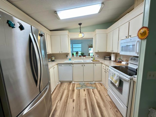8204 W Bitterbush Lane, Port St. Lucie, Port St Lucie, FL 34952
