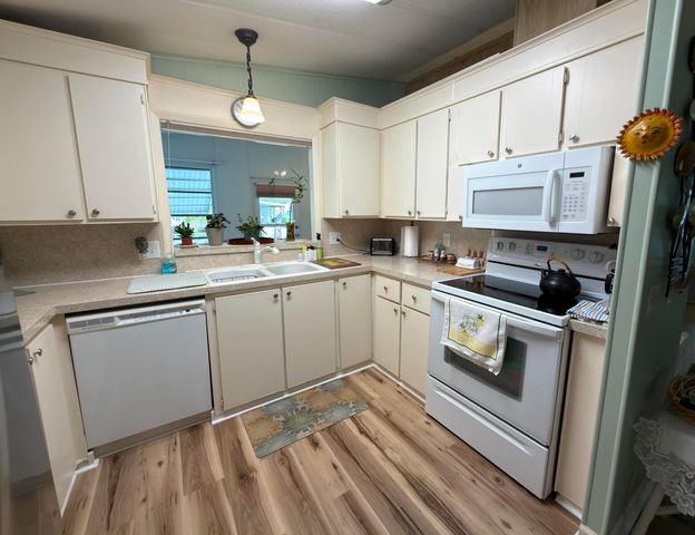 8204 W Bitterbush Lane, Port St. Lucie, Port St Lucie, FL 34952
