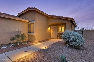 6085 N Panorama View Drive, Tucson, AZ 85704