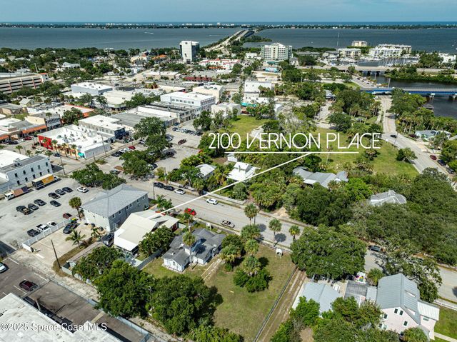 2100 Vernon Place, Melbourne, FL 32901
