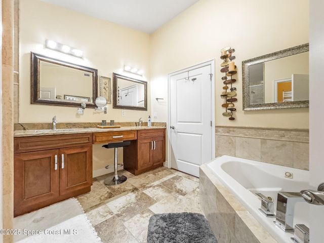 2100 Vernon Place, Melbourne, FL 32901