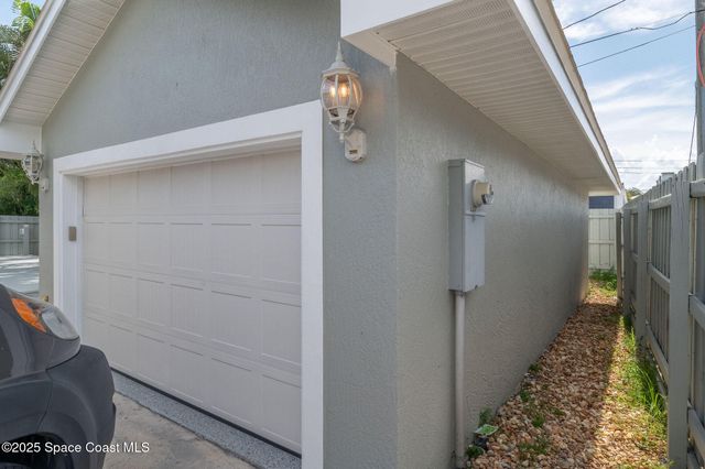 2100 Vernon Place, Melbourne, FL 32901