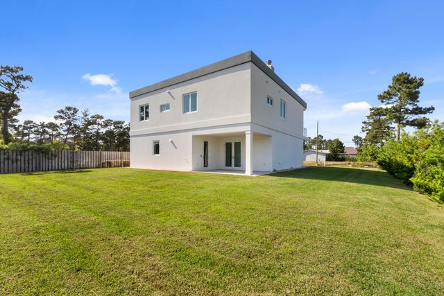 5487 Cimmeron Court, Gulf Breeze, FL 32563