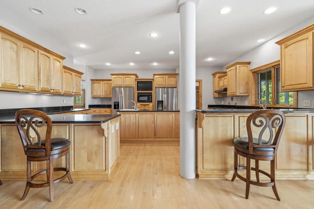 7636 Fairway LANE, West Bend, WI 53090