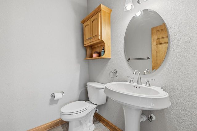 7636 Fairway LANE, West Bend, WI 53090