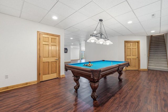 7636 Fairway LANE, West Bend, WI 53090