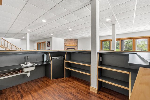 7636 Fairway LANE, West Bend, WI 53090