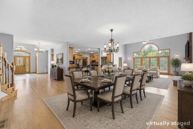 7636 Fairway LANE, West Bend, WI 53090