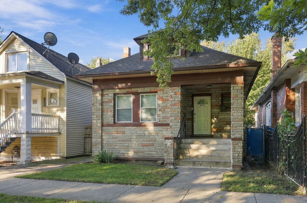 8020 S Muskegon Avenue, Chicago, IL 60617 — exterior