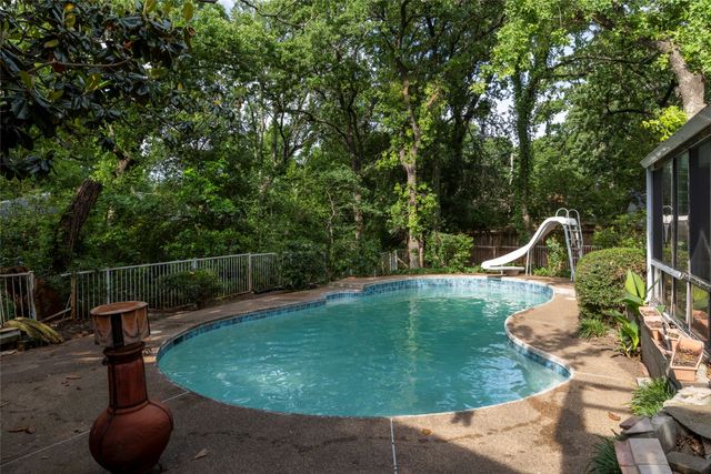 4706 El Brevo Court, Arlington, TX 76017