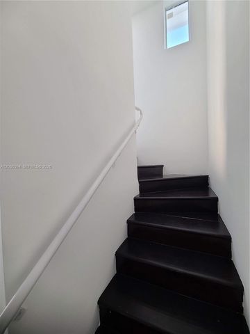 825 Michigan Ave 7, Miami Beach, FL 33139