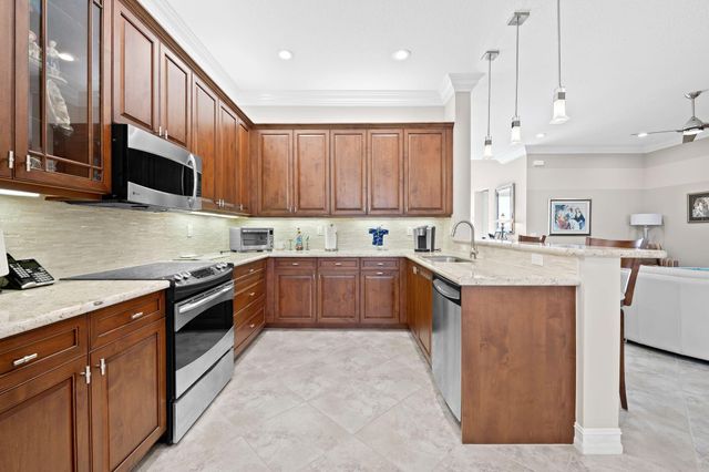 9653 Sail Palm Court, Boynton Beach, FL 33473